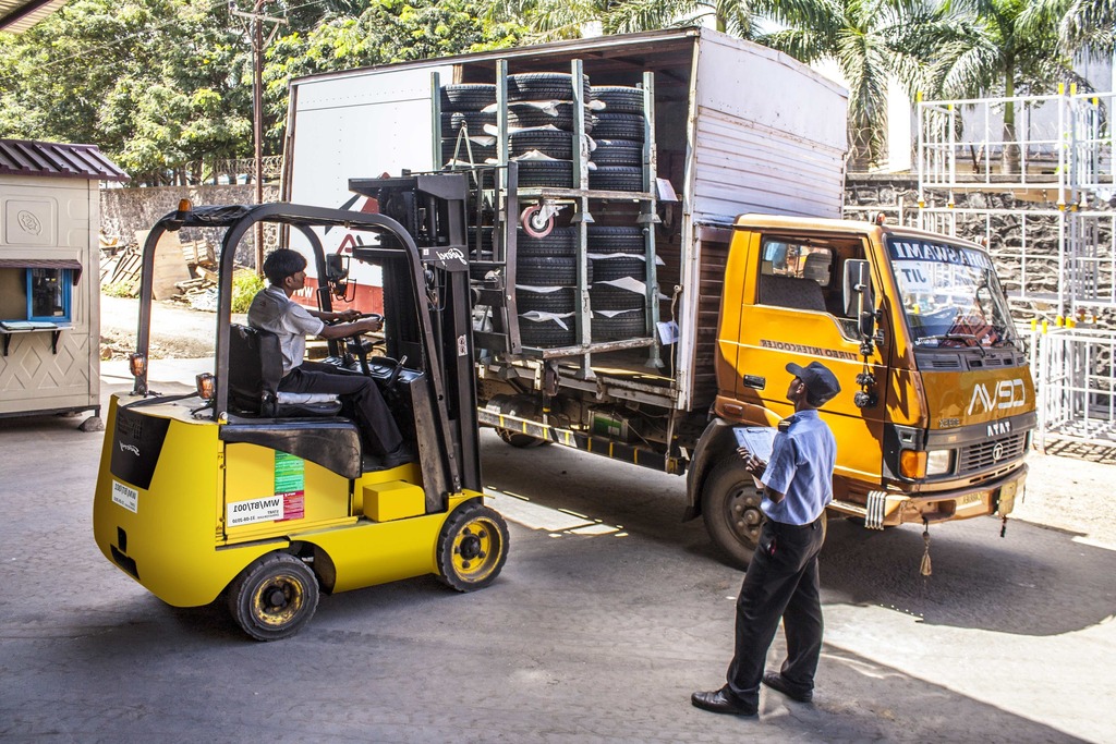 Industrial Truck And Tractor Operator Velents industrial-truck-and-tractor-operator-velents