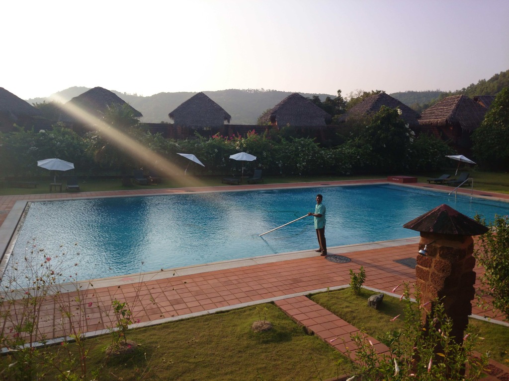 Pool Attendant Velents pool-attendant-velents